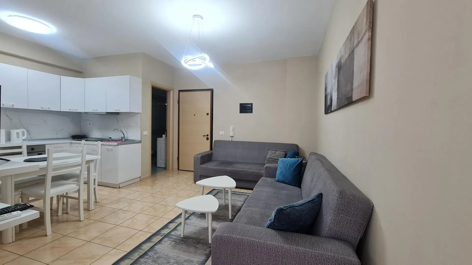 The Place Vlorë Appartement
