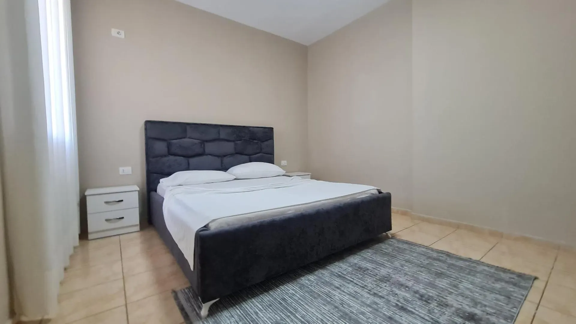 Apartment The Place Vlore