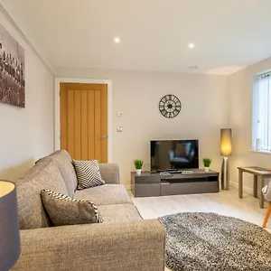 https://14-st-johns-mews.yorkshirehotels.net